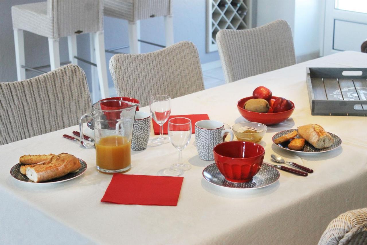 Domaine du Jardin  Chambres d'hôtes Saint-Jean-de-la-Haize Extérieur photo