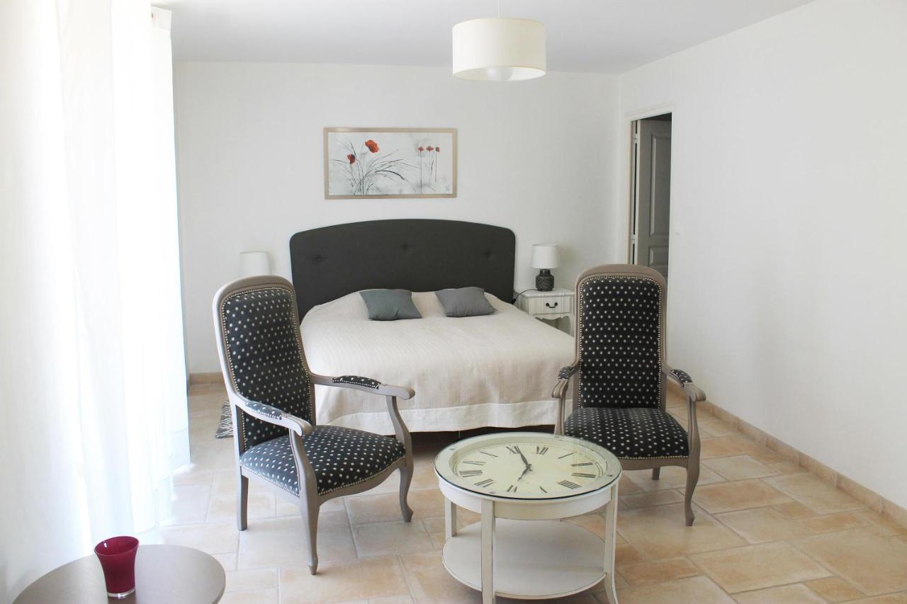 Domaine du Jardin  Chambres d'hôtes Saint-Jean-de-la-Haize Extérieur photo